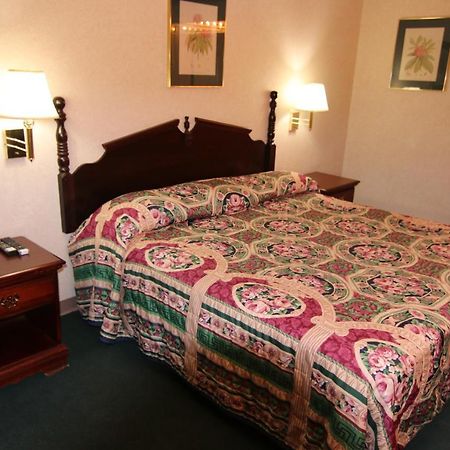 Executive Inn Kershaw Экстерьер фото