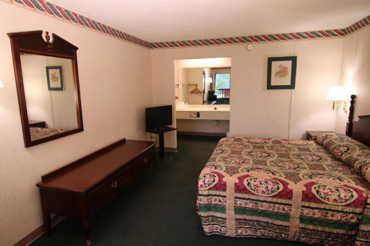 Executive Inn Kershaw Экстерьер фото