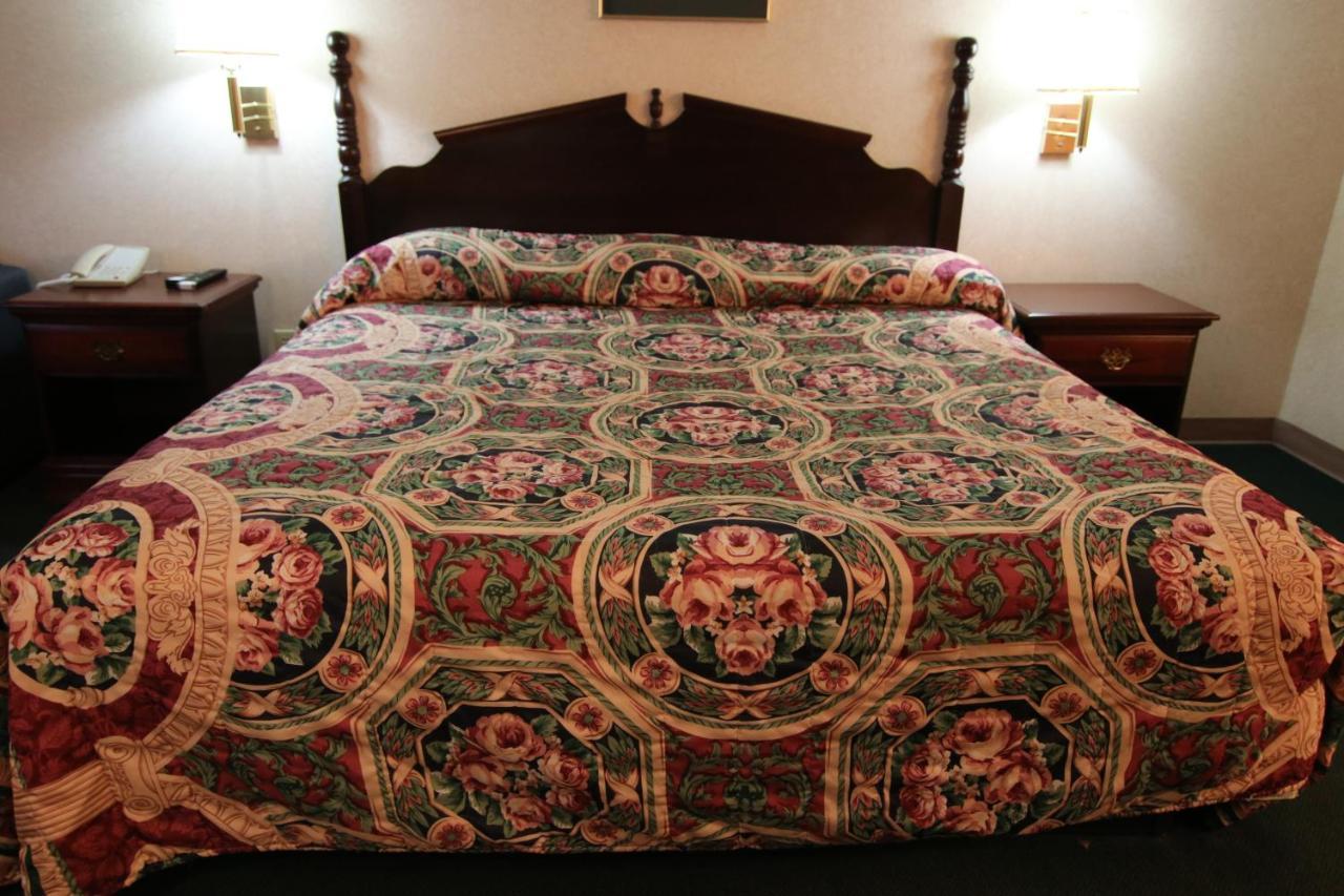 Executive Inn Kershaw Экстерьер фото